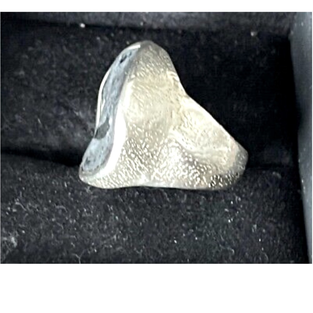 Silpada Ring - Picture 4 of 5